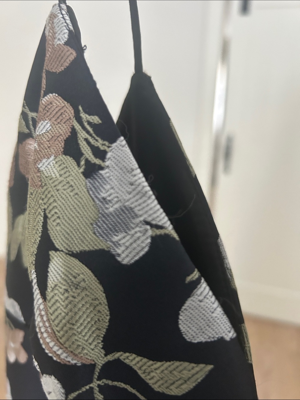 ML Monique Lhuillier Garden Jacquard Gown - Picture 14 of 14